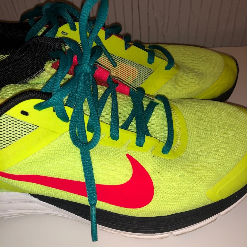 Nike Structure - Picture 4 of 6
